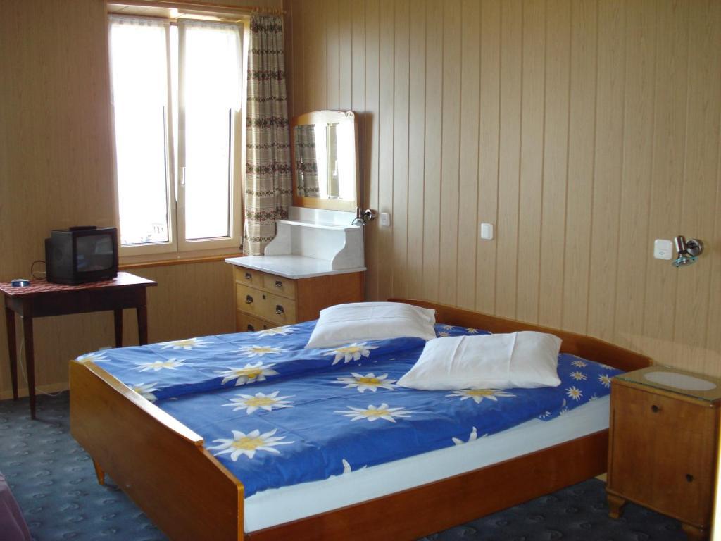 Les Tilleuls Hotell Gorgier Rum bild
