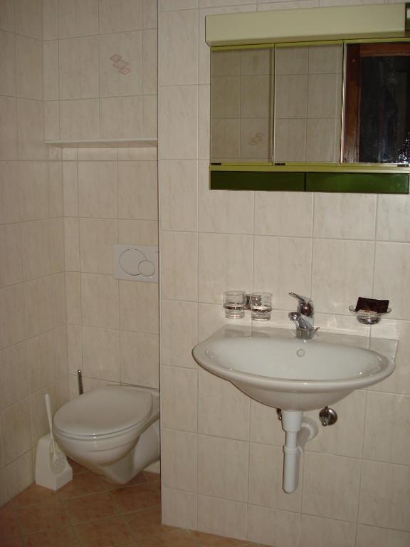 Les Tilleuls Hotell Gorgier Rum bild